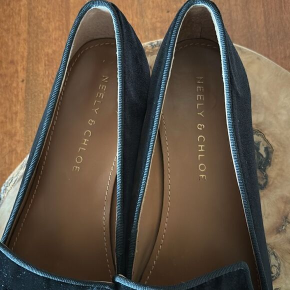Neely & Chloe Black Velvet Flats with Stitched Bow - 8 - Picture 2 of 5